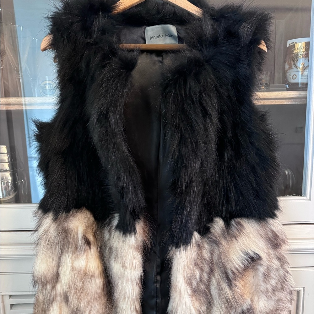 Jennifer Kate 100% dyed two tone rabbit fur vest.
